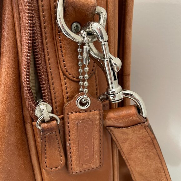 Vintage Coach Tan Leather Laptop Briefcase Messenger Bag Unisex Crossbody Strap - Picture 11 of 14